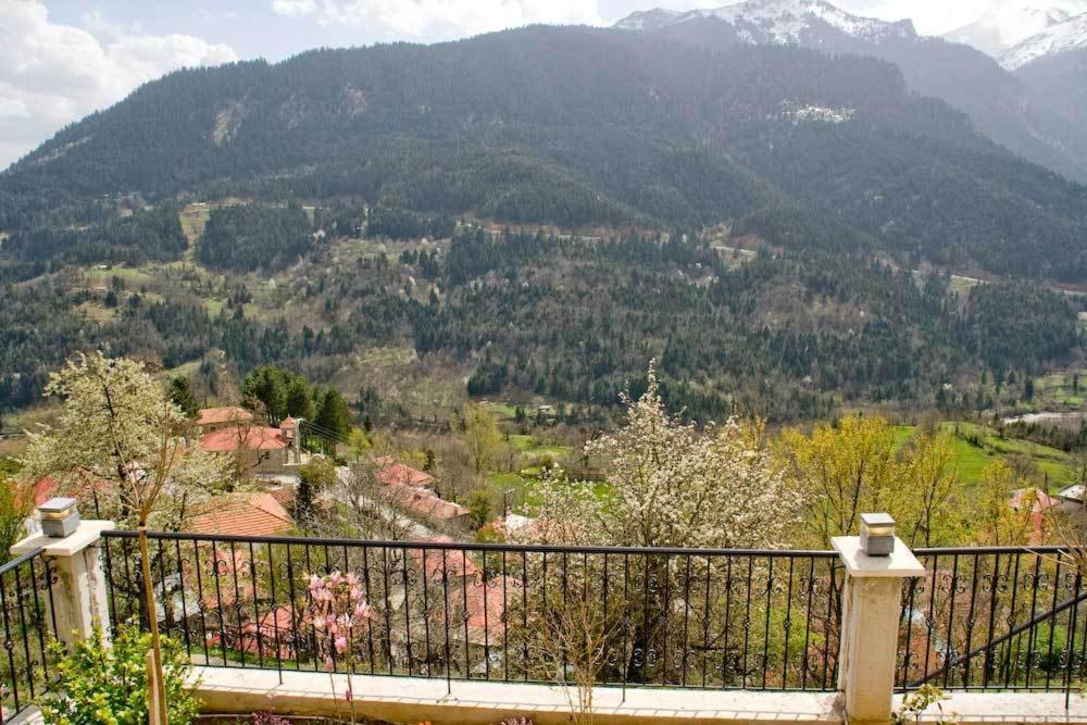 Guesthouse Irida Belokomiti Exterior photo